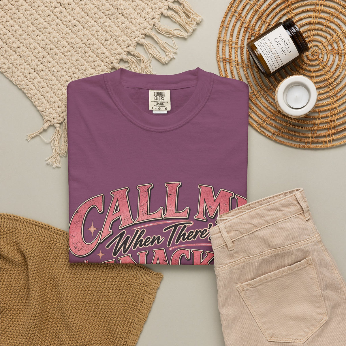 Call Me When There’s Snacks – Funny Dachshund Vintage Graphic Tee