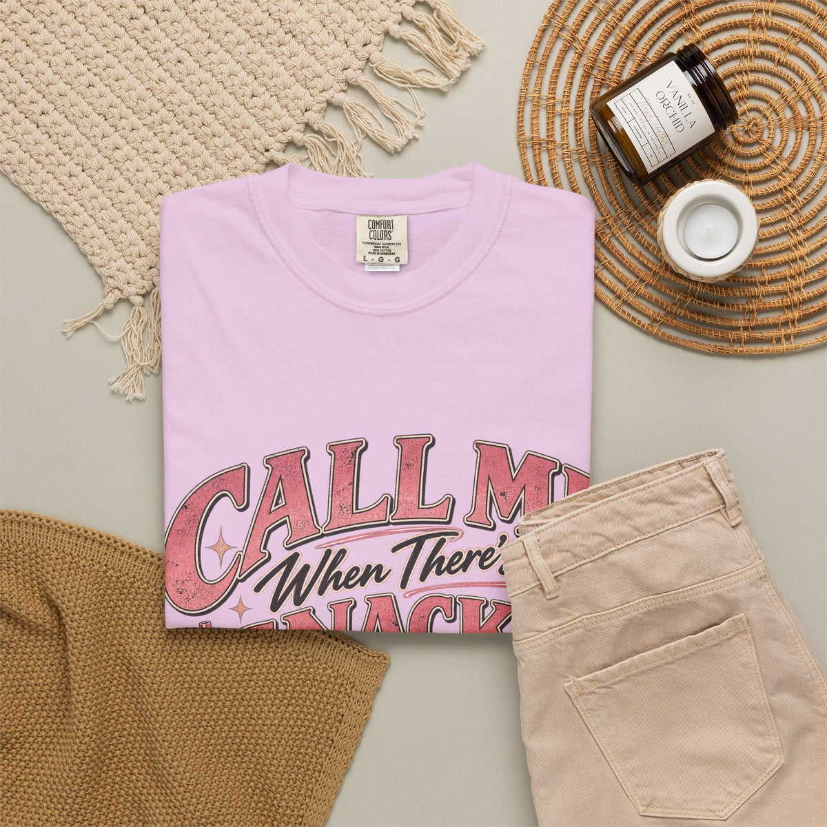 Call Me When There’s Snacks – Funny Dachshund Vintage Graphic Tee
